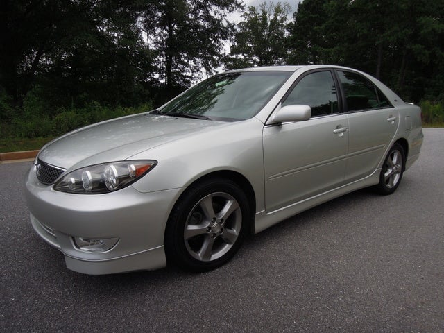 2005 toyota camry le reviews