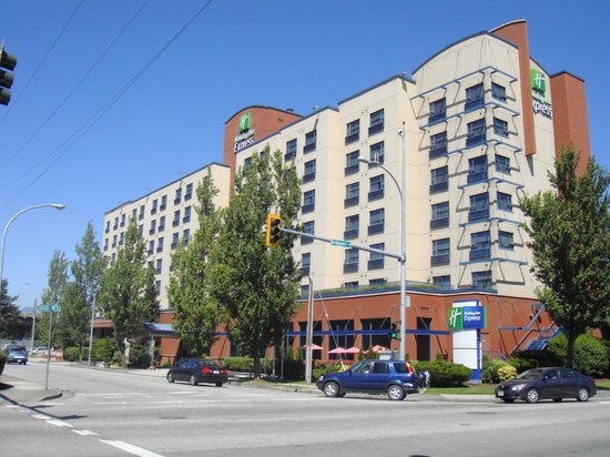 holiday inn express vancouver airport reviews